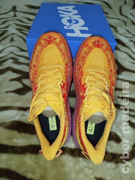 Sapatilhas homen HOKA Speedgoat 6 (Tam. 41 1/3) – Novas
