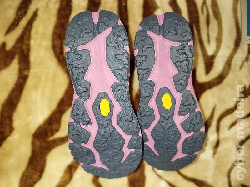 Sapatilhas homen HOKA Speedgoat 6 (Tam. 41 1/3) – Novas