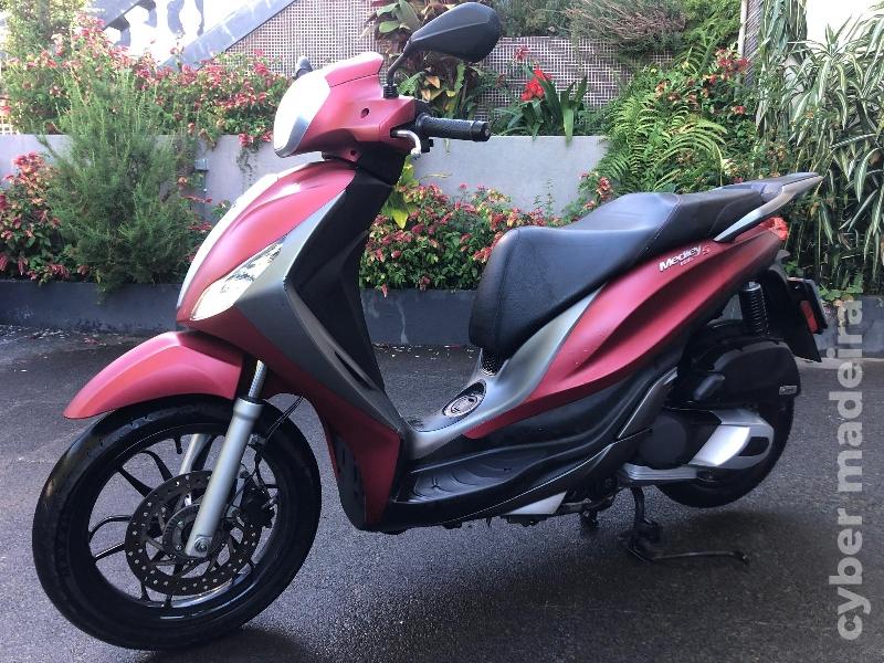 Piaggio S 125 cc Scooter