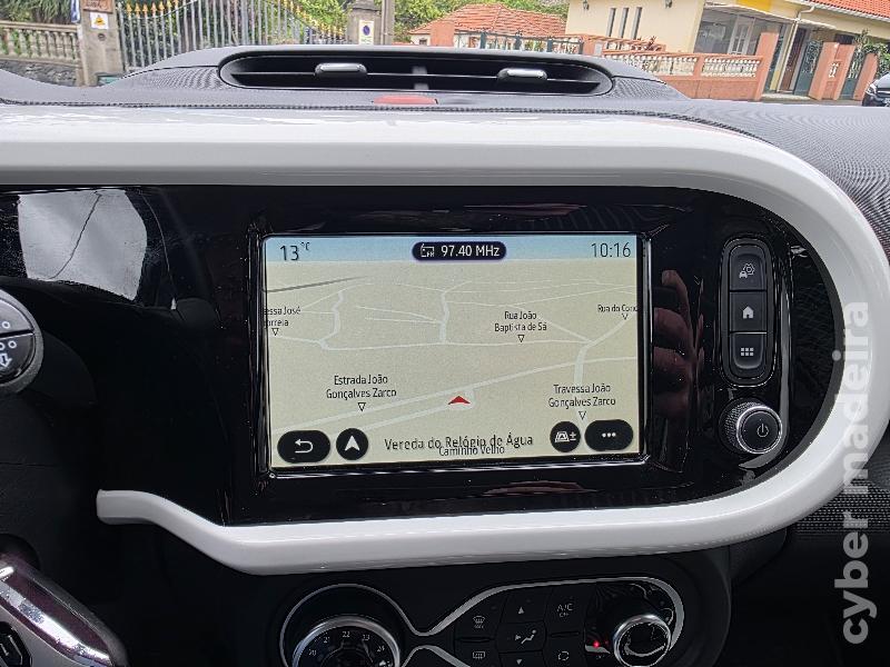 RENAULT TWINGO ZE 22KWh INTENS 82cv Eléctrico