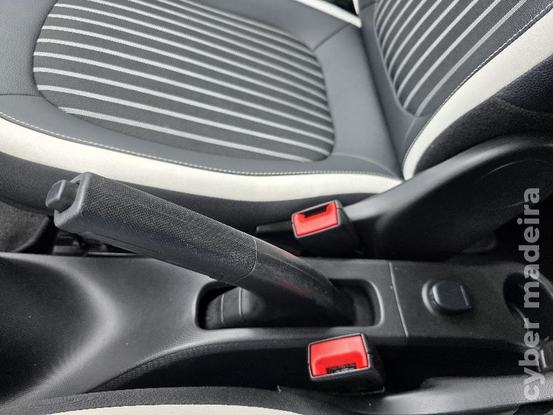 RENAULT TWINGO ZE 22KWh INTENS 82cv Eléctrico