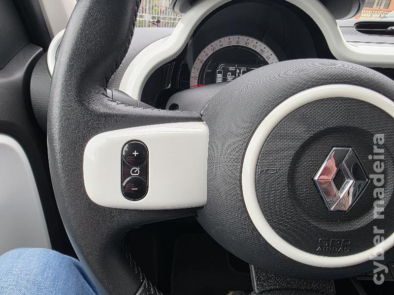 RENAULT TWINGO ZE 22KWh INTENS 82cv Eléctrico