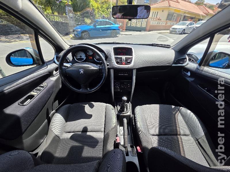 PEUGEOT 207 1.4 TRENDY 95cv Gasolina