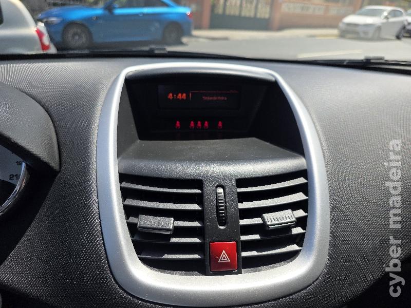 PEUGEOT 207 1.4 TRENDY 95cv Gasolina