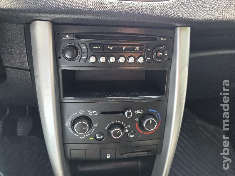 PEUGEOT 207 1.4 TRENDY 95cv Gasolina