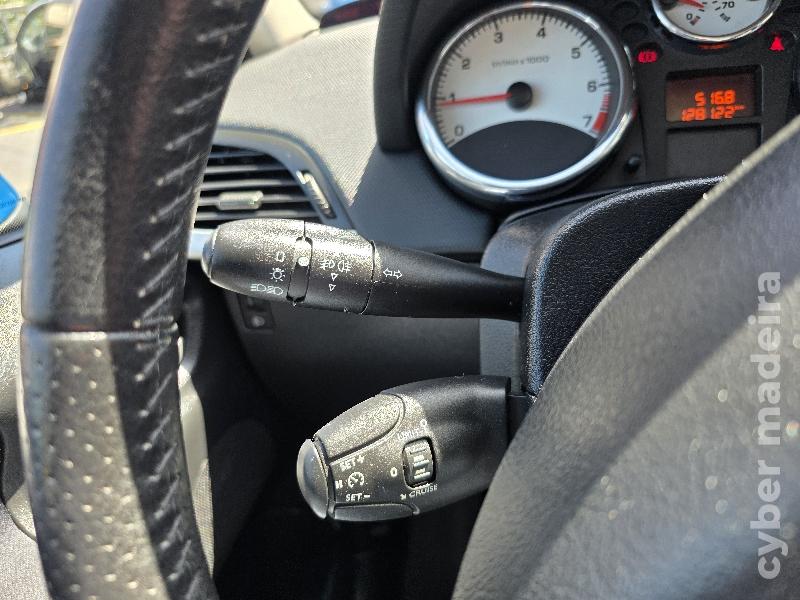 PEUGEOT 207 1.4 TRENDY 95cv Gasolina