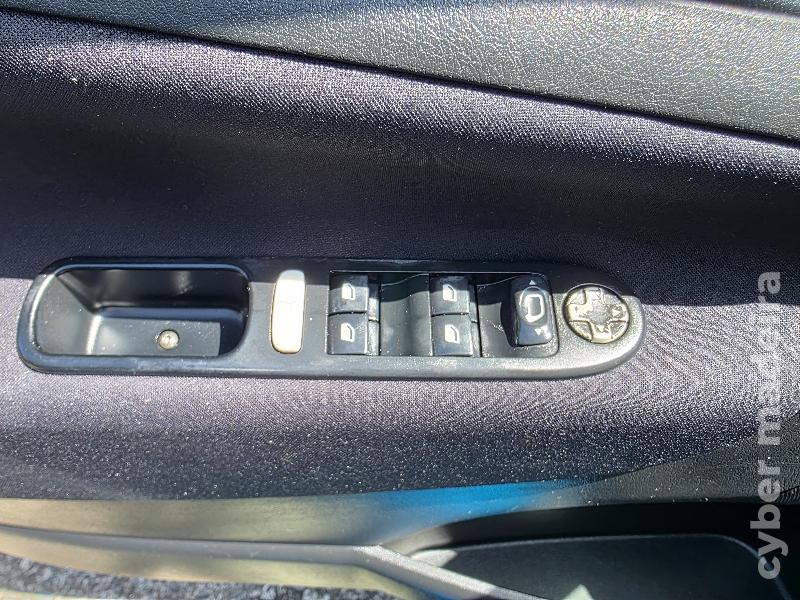 PEUGEOT 207 1.4 TRENDY 95cv Gasolina