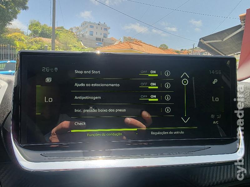 PEUGEOT 2008 1.2 PURETECH ALLURE 101cv Gasolina