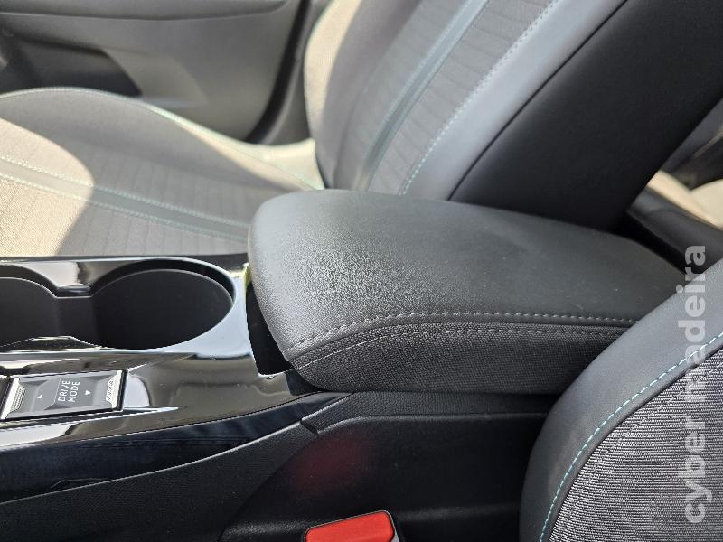PEUGEOT 2008 1.2 PURETECH ALLURE 101cv Gasolina