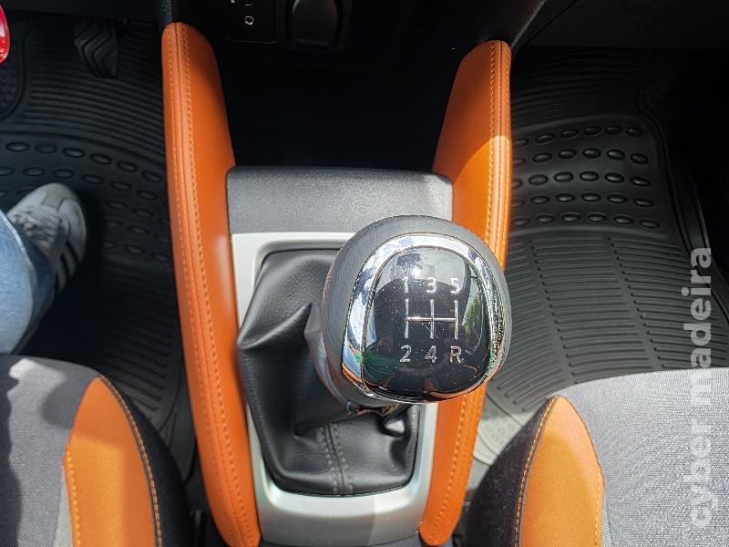 NISSAN MICRA 1.5 DCI ACENTA 90cv Gasóleo