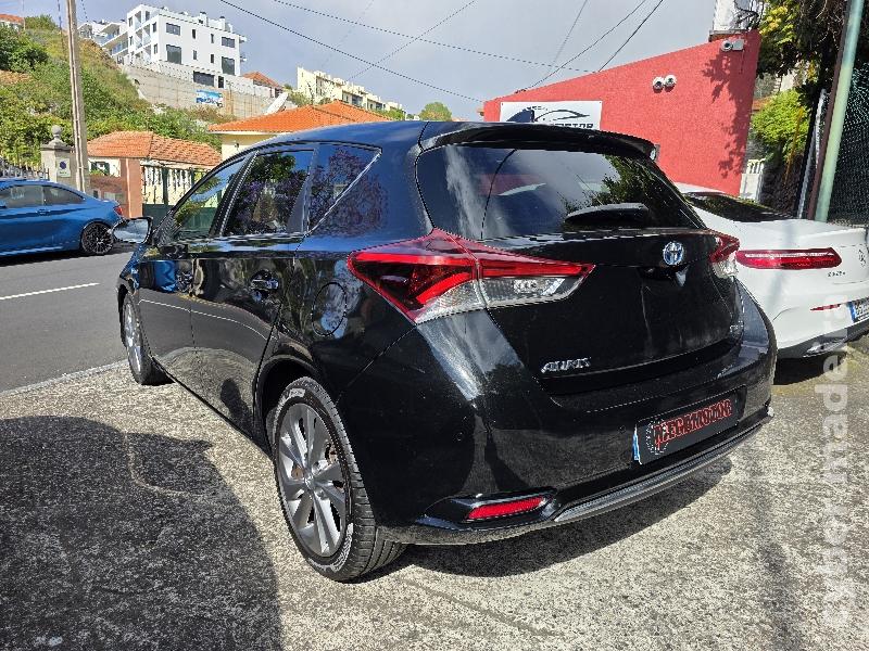 TOYOTA AURIS TOURING SPORT 1.8 HSD COMFORT HYBRID Híbrido
