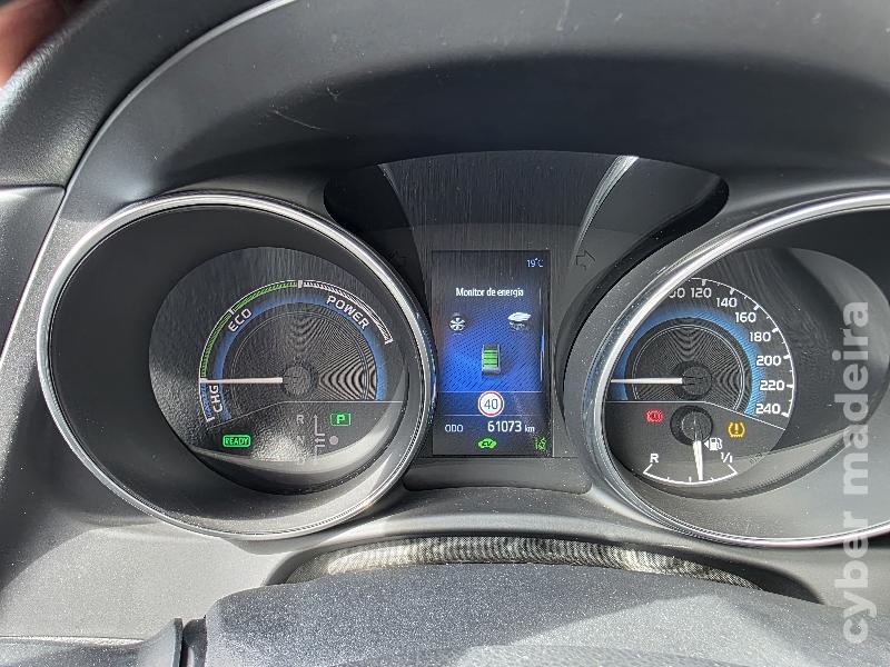 TOYOTA AURIS TOURING SPORT 1.8 HSD COMFORT HYBRID Híbrido