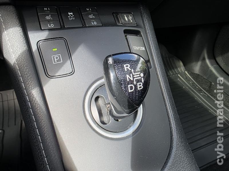 TOYOTA AURIS TOURING SPORT 1.8 HSD COMFORT HYBRID Híbrido