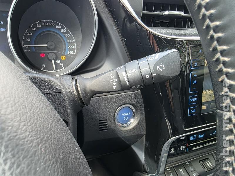 TOYOTA AURIS TOURING SPORT 1.8 HSD COMFORT HYBRID Híbrido