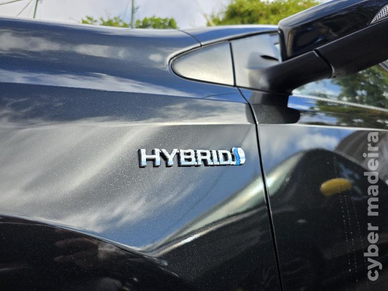 TOYOTA AURIS TOURING SPORT 1.8 HSD COMFORT HYBRID Híbrido