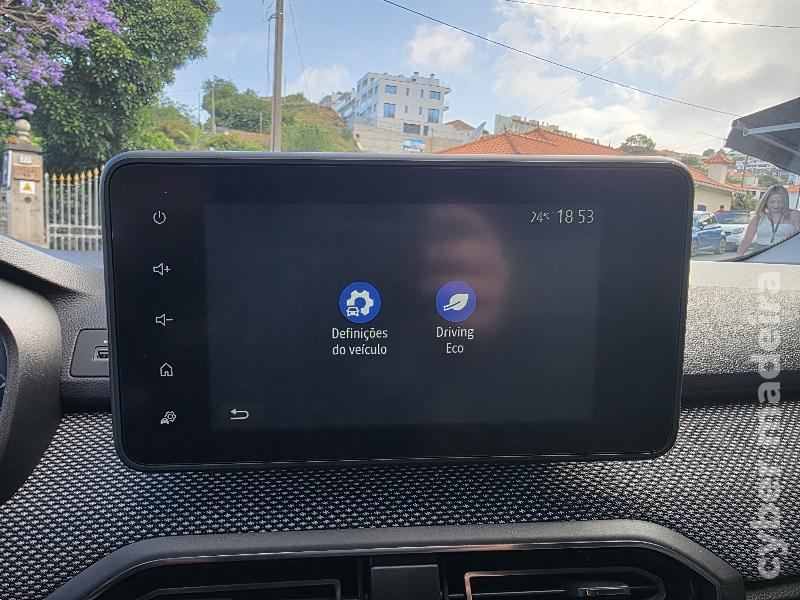 DACIA SANDERO 1.0 TCE COMFORT Gasolina