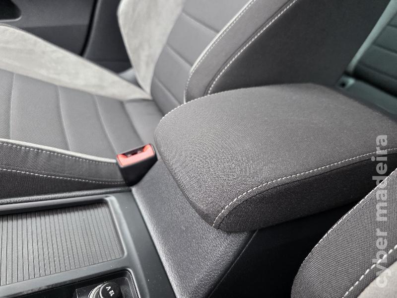 VOLKSWAGEN GOLF R 2.0 TSI 300cv Gasolina