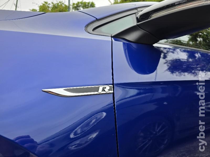 VOLKSWAGEN GOLF R 2.0 TSI 300cv Gasolina