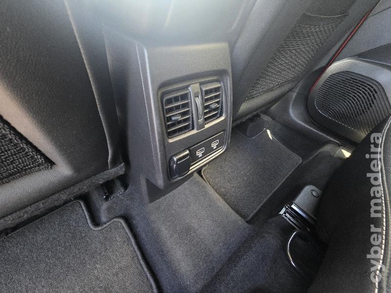 RENAULT CAPTUR 1.0 TCE INTENS Gasolina