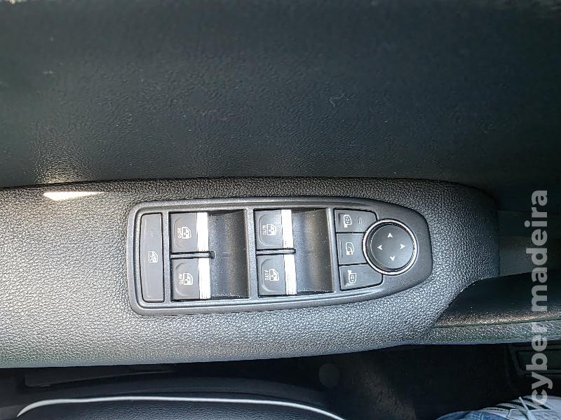 RENAULT CAPTUR 1.0 TCE INTENS Gasolina