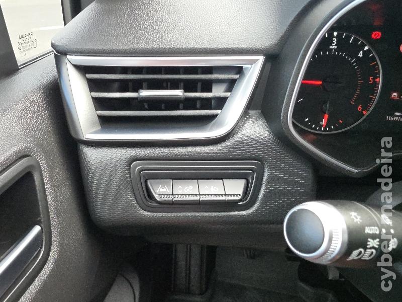 RENAULT CLIO 1.5 DCI ZEN Gasóleo