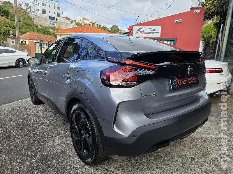 CITROEN C4 1.2 PURETECH EAT8 SHINE 130cv AUTOMÁTICO Gasolina
