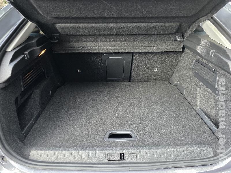 CITROEN C4 1.2 PURETECH EAT8 SHINE 130cv AUTOMÁTICO Gasolina