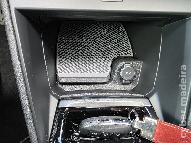 CITROEN C4 1.2 PURETECH EAT8 SHINE 130cv AUTOMÁTICO Gasolina
