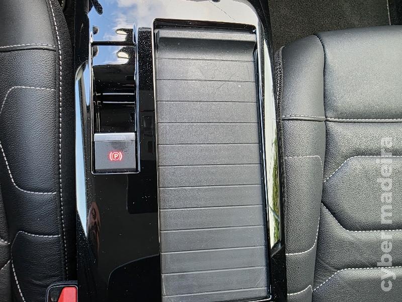 CITROEN C4 1.2 PURETECH EAT8 SHINE 130cv AUTOMÁTICO Gasolina