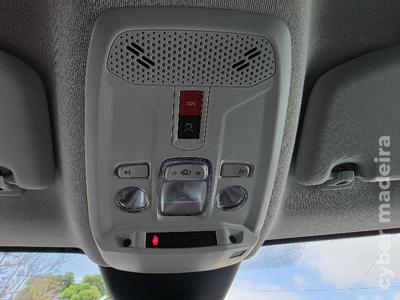 CITROEN C4 1.2 PURETECH EAT8 SHINE 130cv AUTOMÁTICO Gasolina
