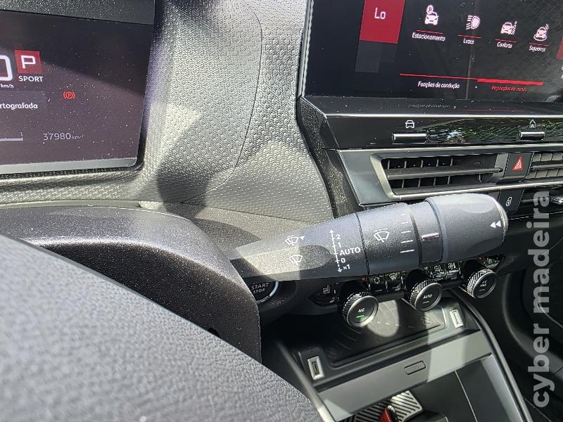 CITROEN C4 1.2 PURETECH EAT8 SHINE 130cv AUTOMÁTICO Gasolina