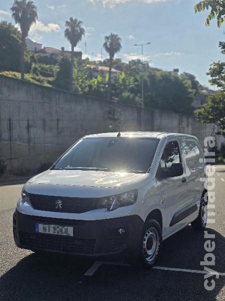 PEUGEOT PARTNER VAR F ; VER YHT2-H2F021 Gasóleo