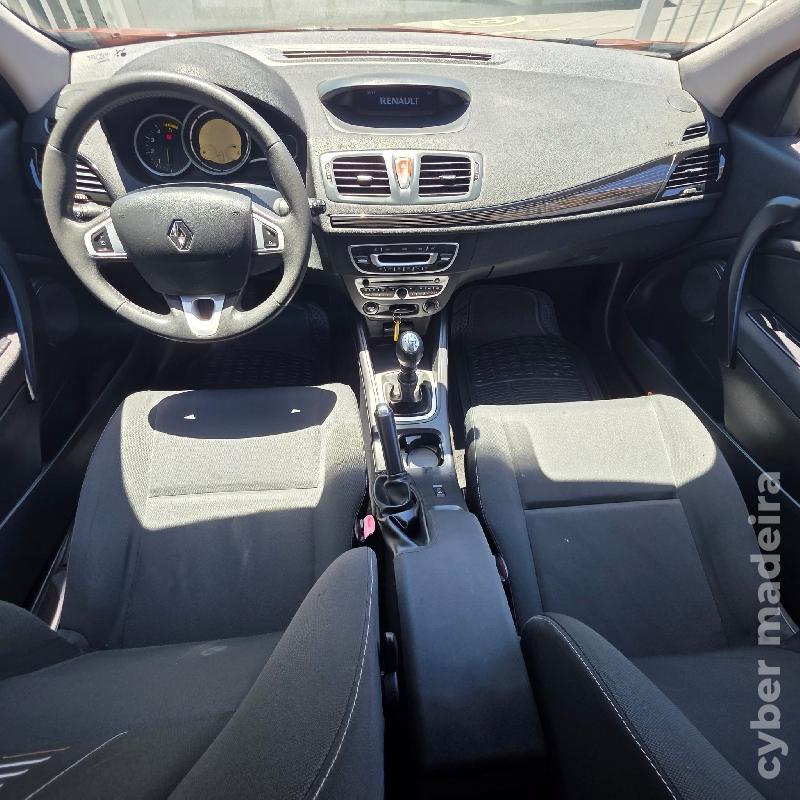 RENAULT MEGANE COUPE 1.5 DCI C/GARANTIA Gasóleo