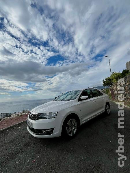 SKODA FAVORIT RAPID Gasolina