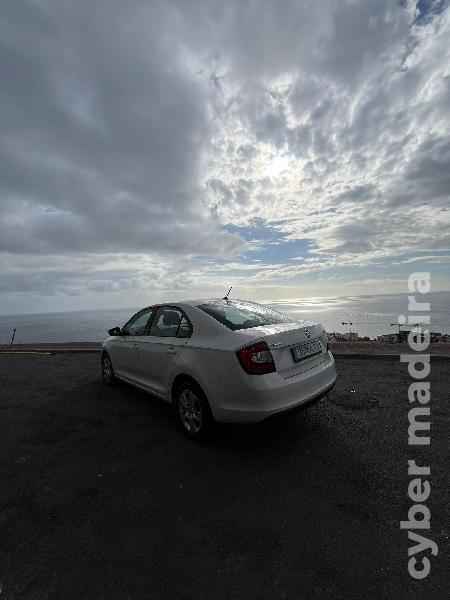 SKODA FAVORIT RAPID Gasolina