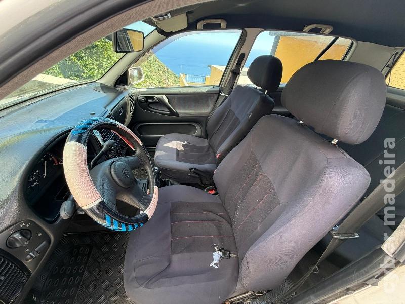 VOLKSWAGEN POLO 1.3 Gasolina