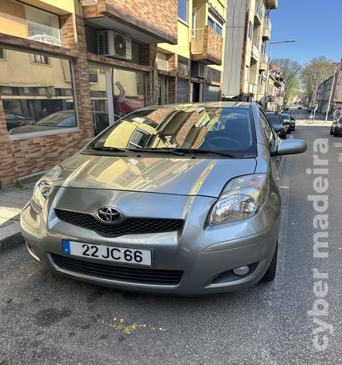 Palas das rodas traseiras originais do toyota Yaris 2- fase 2 (NP9)