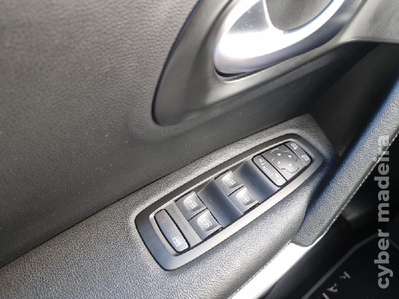 RENAULT KADJAR 1.3 TCe 140cv Cx.6 SUV INTENS 2019 Gasolina