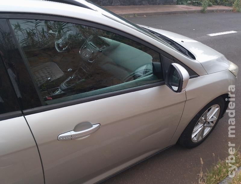 FORD FOCUS 1.5D Titanium Gasóleo