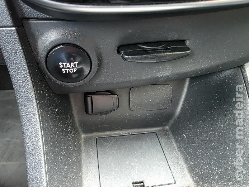 RENAULT CLIO 1.5 DCI LIMITED 90CV Gasóleo