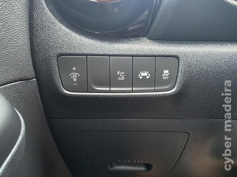HYUNDAI XG KAUAI 1.0 T-GDI PREMIUM 120CV Gasolina