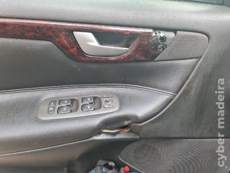 VOLVO S60 D5 Gasóleo