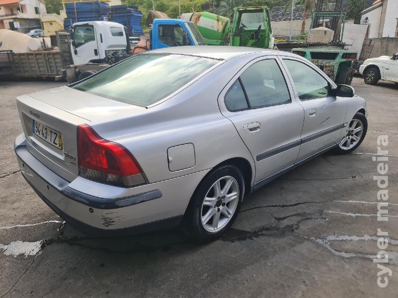 VOLVO S60 D5 Gasóleo