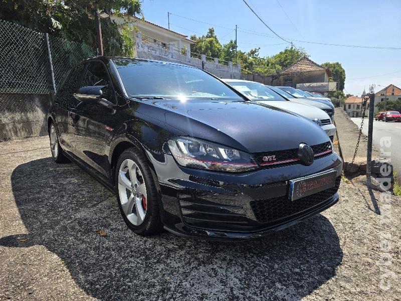 VOLKSWAGEN GOLF 2.0 TSI GTI DSG PERFORMANCE Gasolina