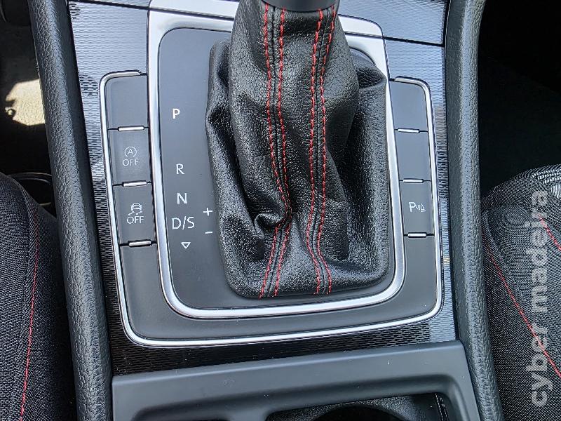 VOLKSWAGEN GOLF 2.0 TSI GTI DSG PERFORMANCE Gasolina