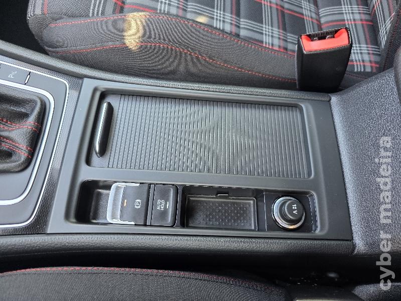 VOLKSWAGEN GOLF 2.0 TSI GTI DSG PERFORMANCE Gasolina