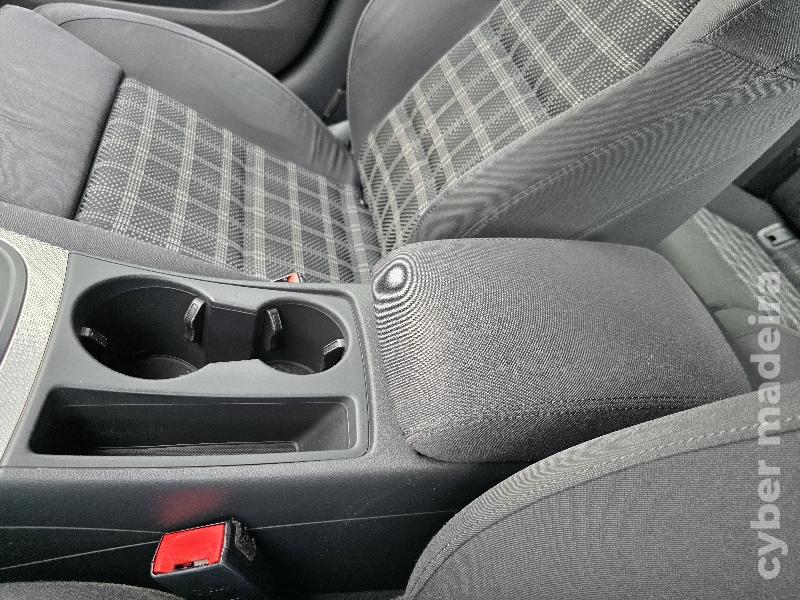 AUDI A4 AVANT 2.0 TDI ULTRA 177CV Gasóleo