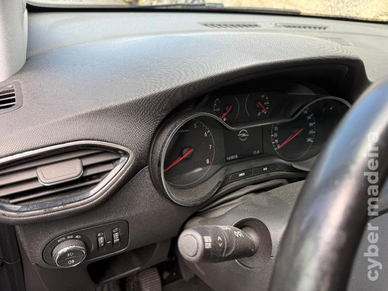 OPEL CORSA CROSSLAND Gasóleo