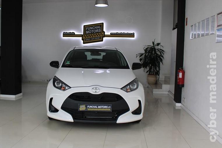 TOYOTA YARIS VVT- i- ACTIVE Gasolina