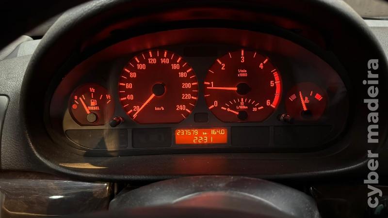 BMW Serie 3 BMW 320d Touring (2001) – E46 Gasóleo